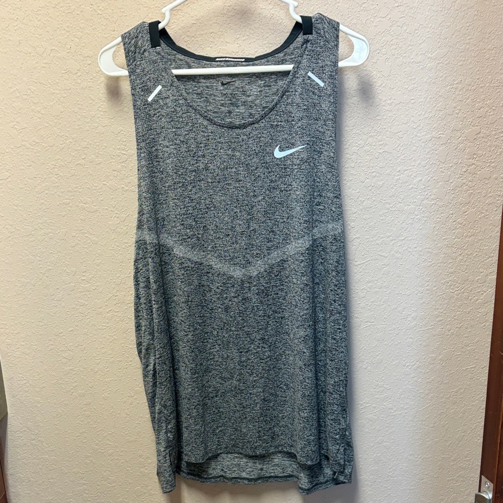 Nike Men's Heathered Gray Tank Top
